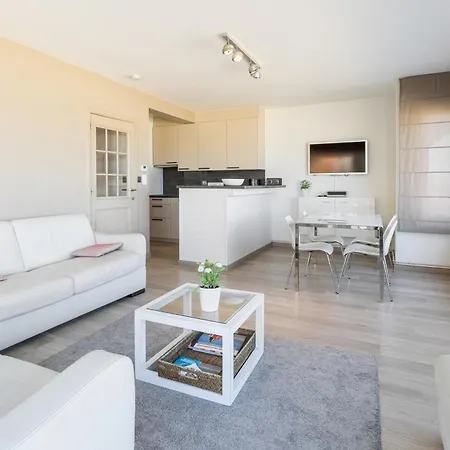 Ibis 0201 * Nieuwpoort